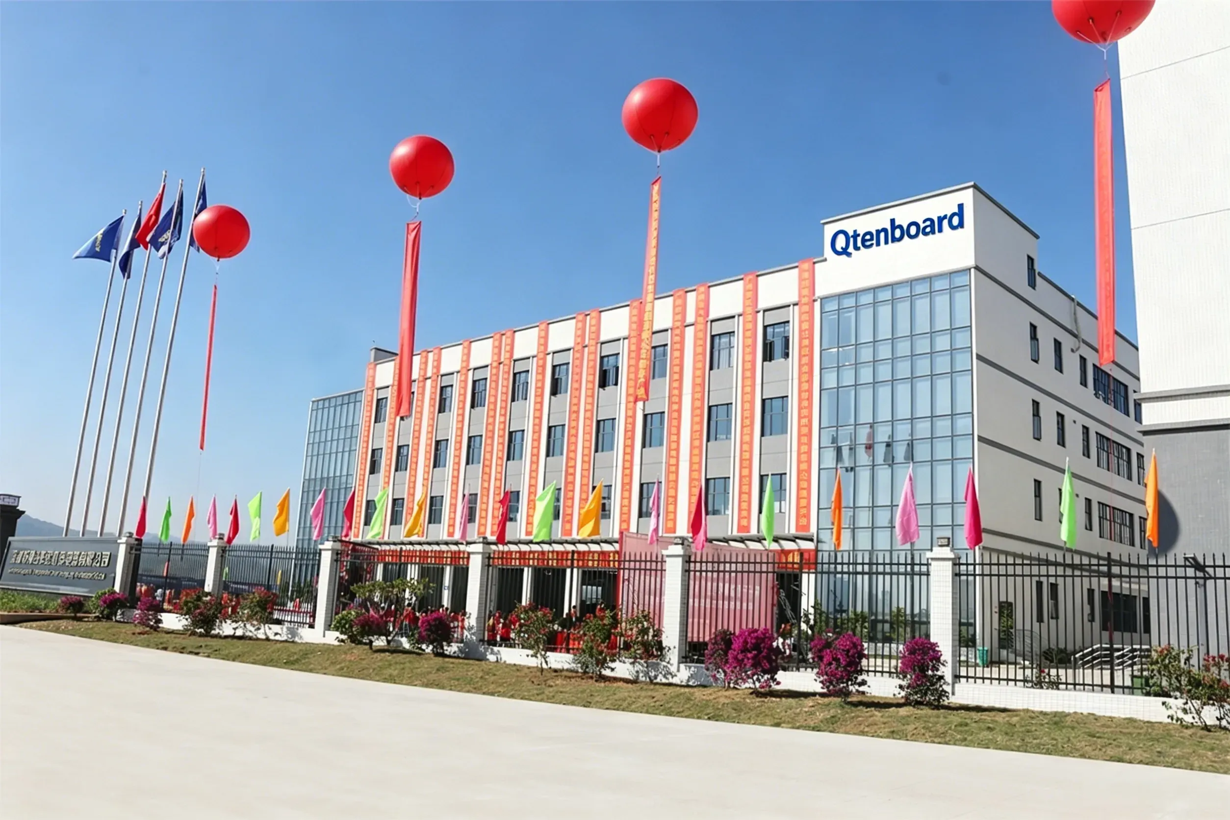Qtenboard LCD video wall factory Shenzhen production base